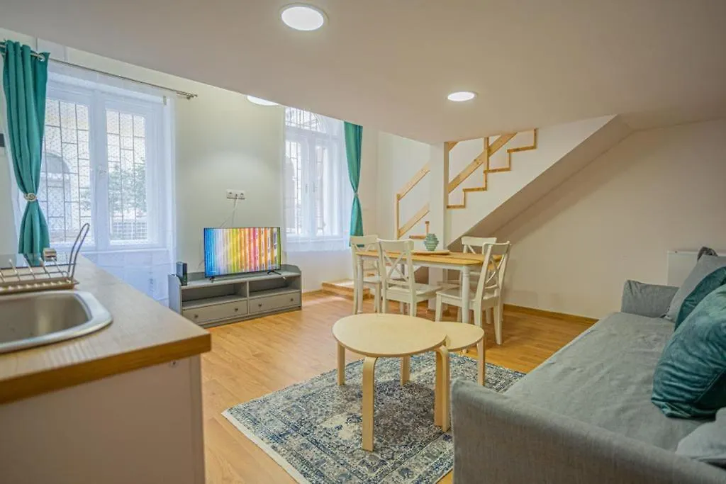 Boutique Apartment In Akacfa Street Budapest Hungary